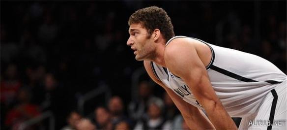 NBA：勇士险胜小牛 库里关键三分救主