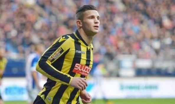 萨里：建议把VAR设备放的离替补席远一点，裁判需要冷静判断