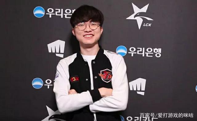 意大利女排3-0美国，晋级四强，队员疯狂庆祝，埃格努20分得分王