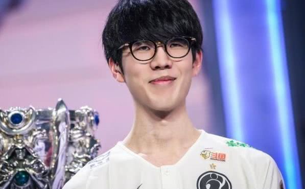 英超前瞻比分预测：利物浦VS桑德兰，柏林赫塔，热刺全部拿下！